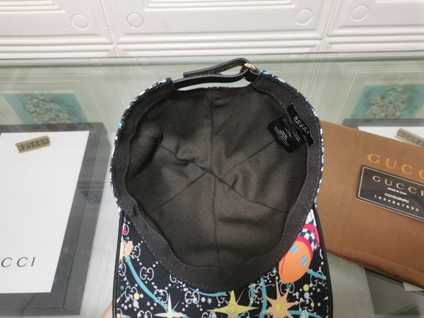 ブランド帽子内部構造